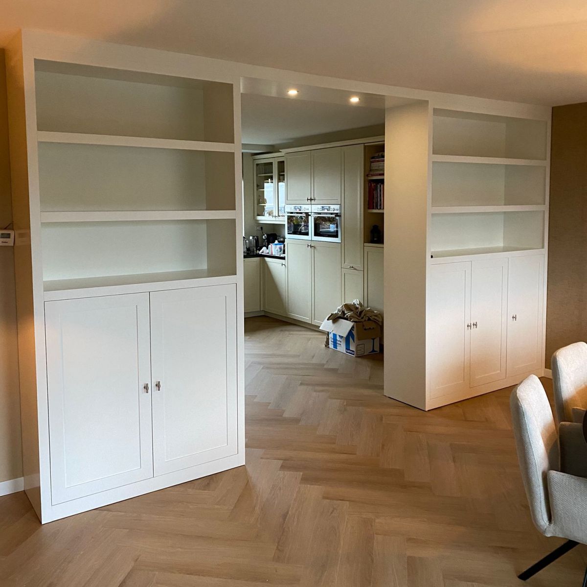 doorloopkast met verlichting