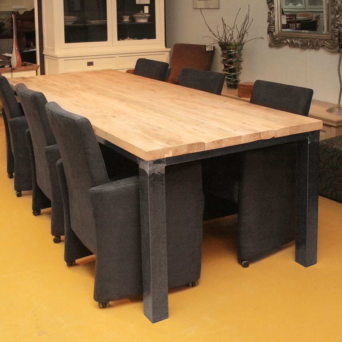 Eettafel op maat oud eiken industrieel staal