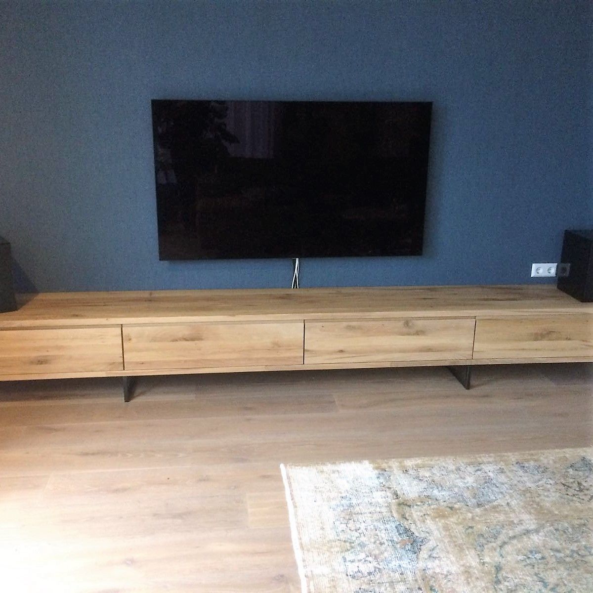 TV kast modern oud eikenhout