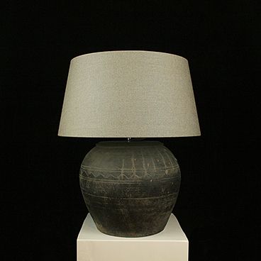 Tafellamp Chinese kruik met taupe kap