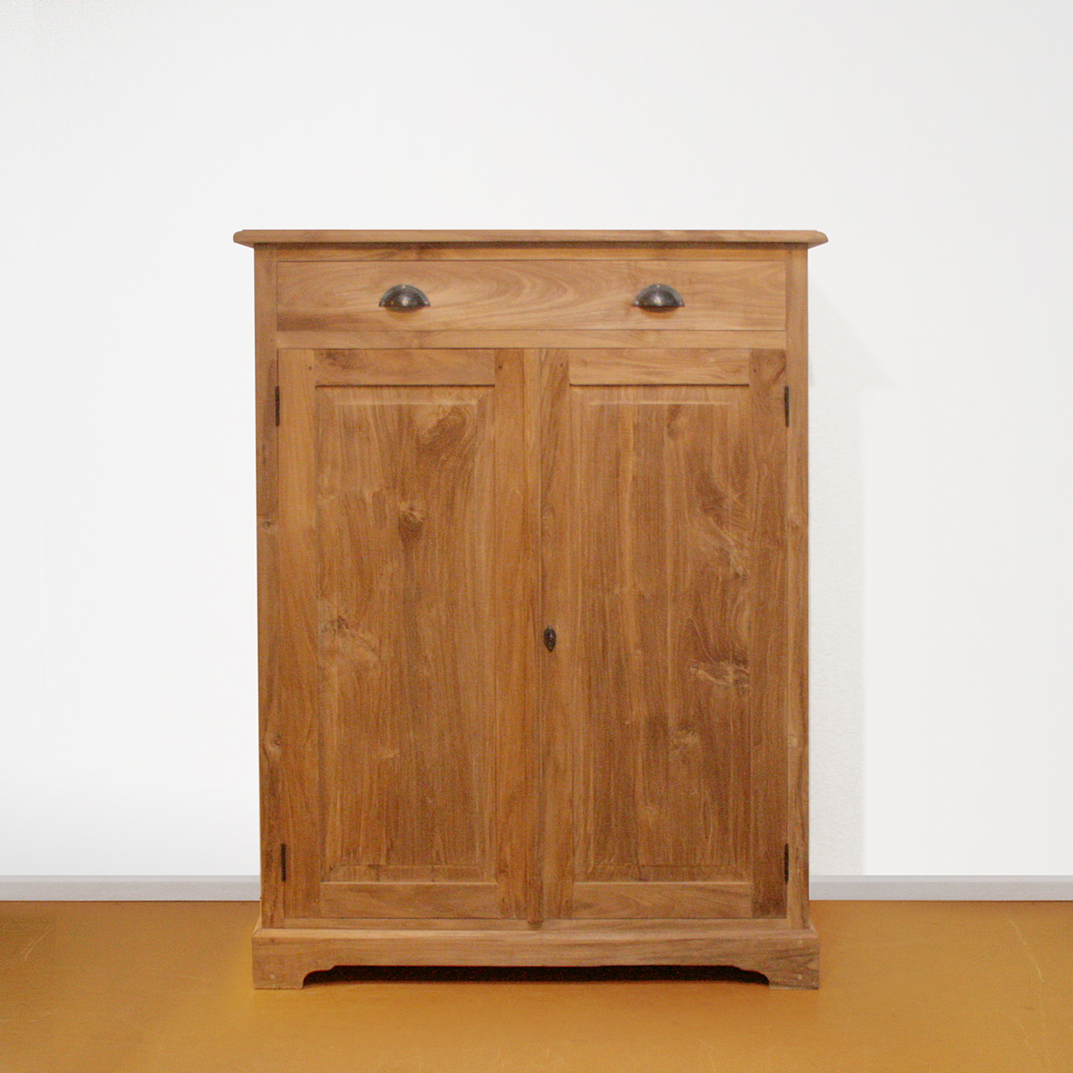 Linnenkast op maat teak – meidenkast