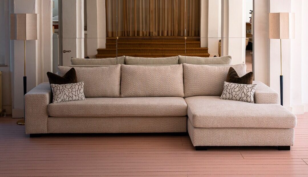 Stijlvolle designbank Kelton van Bocx Interior.
